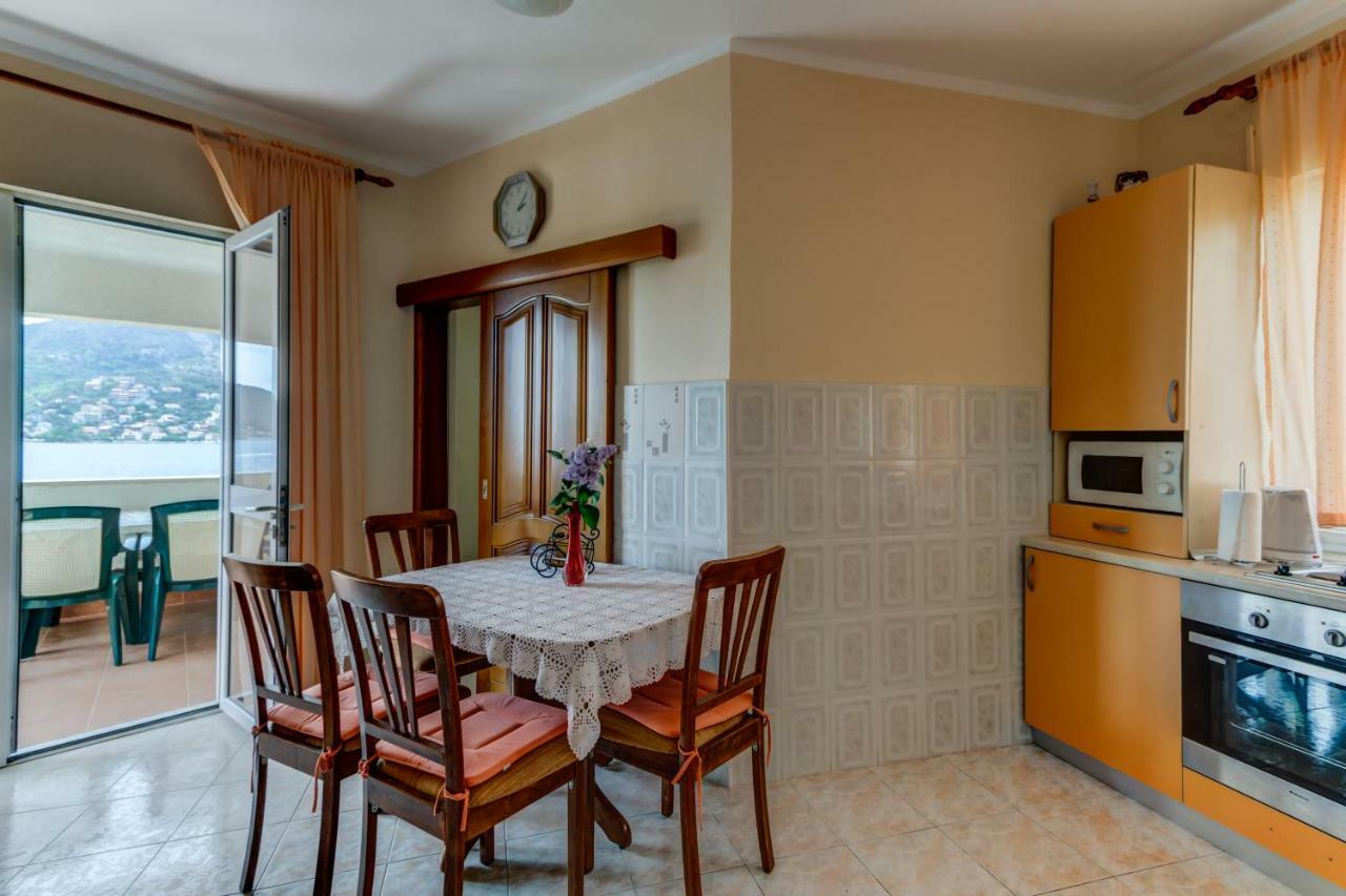 Apartmani Vesna Tivat Exterior photo